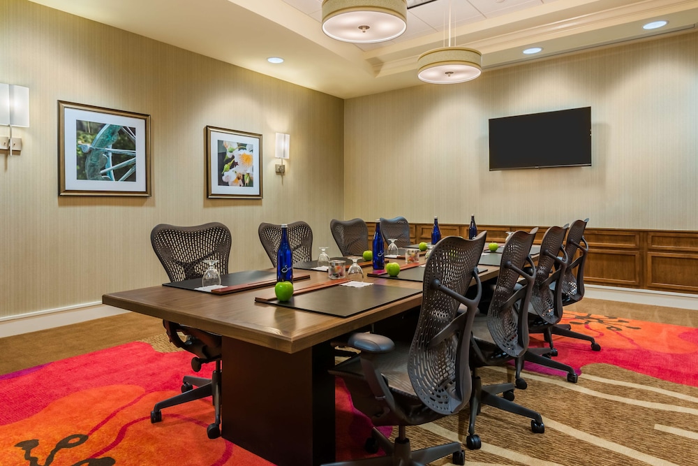 Hilton Garden Inn Wayne - photo 33