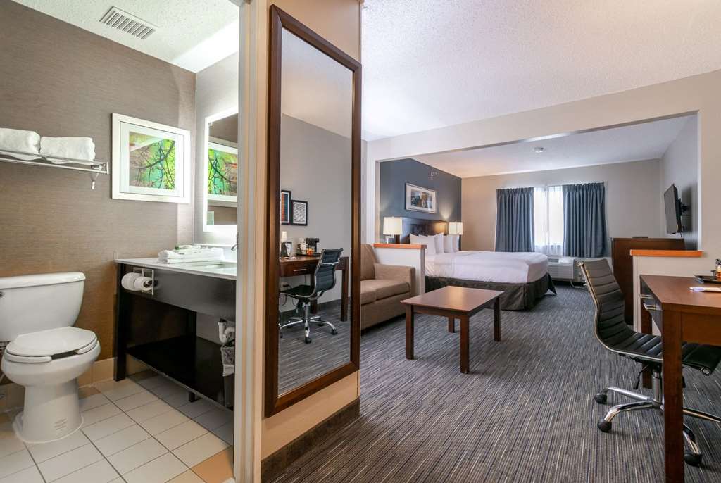 Wingate by Wyndham Great Falls - photo 9