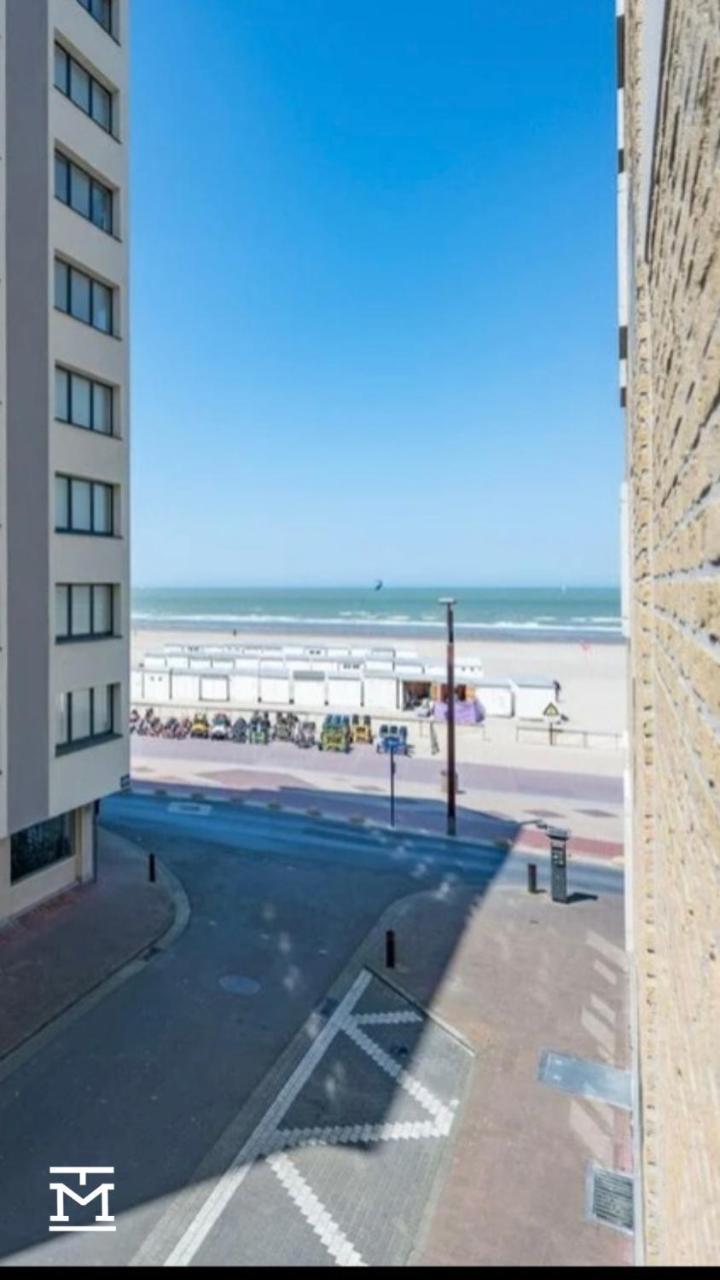 Suite Maritim Zijdelings zeezicht op 10m van strand en zee — 4-Star Luxury Hotel in Knokke-Heist, Belgium