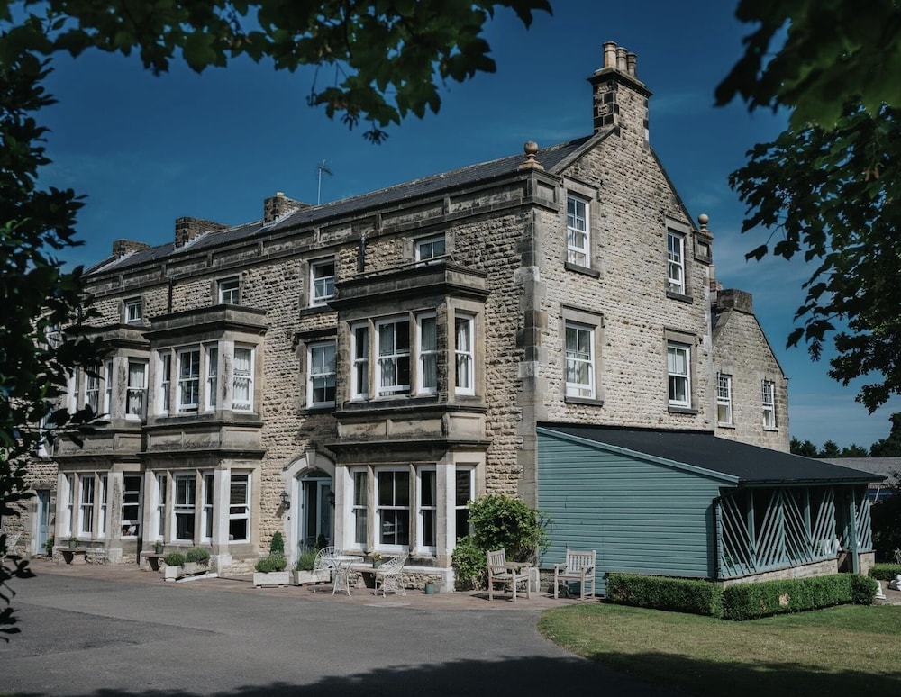 Burythorpe House — 4-Star Luxury Hotel in Malton, United Kingdom