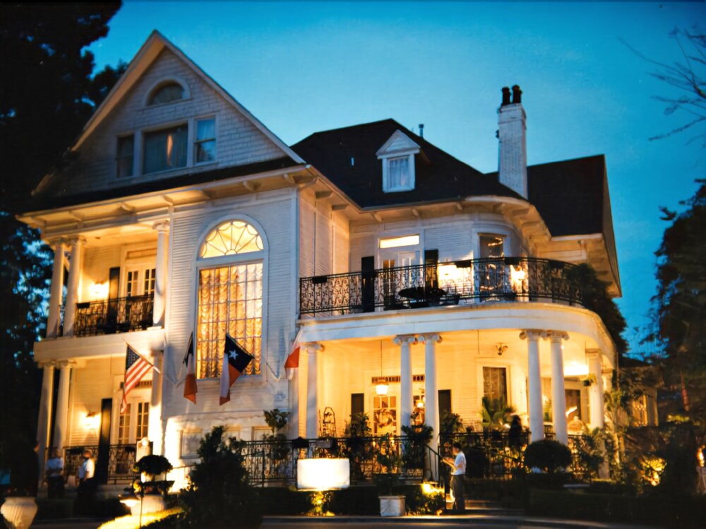 Hotel St Germain in Dallas, United States