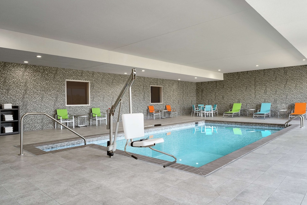 Home2 Suites by Hilton Norfolk Airport - photo 30