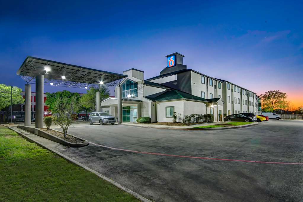 Motel 6 San Antonio TX Sea World North - photo 2