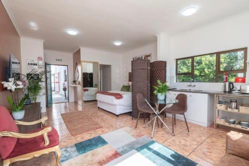 Apartment in Milnerton close to Woodbridge Island