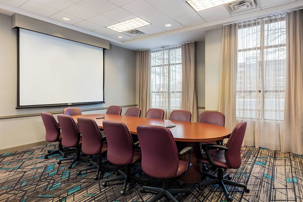 Residence Inn by Marriott Louisville Downtown - photo 23