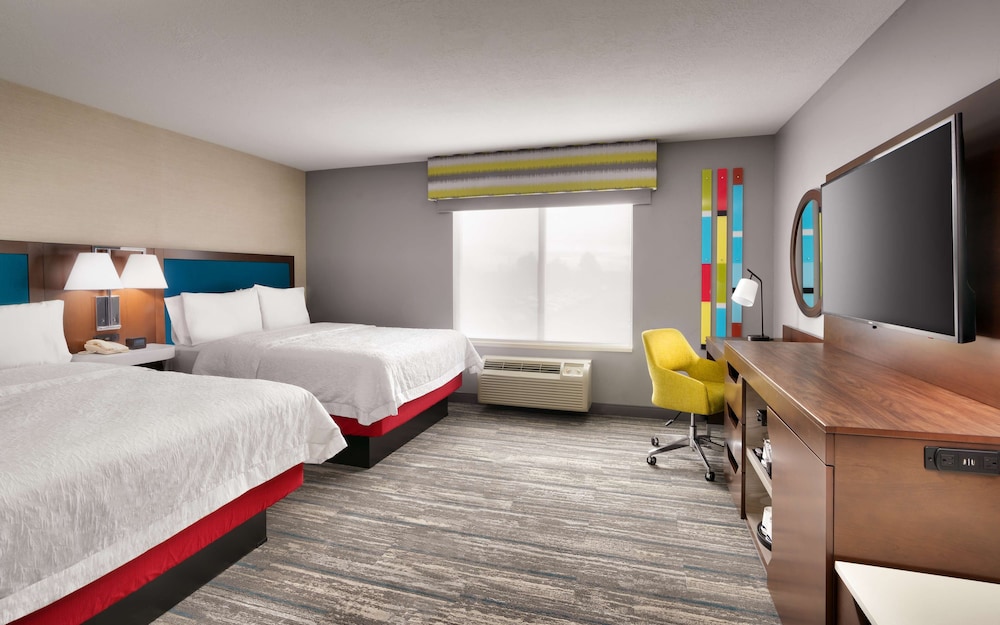 Hampton Inn & Suites Salt Lake City Airport - photo 14