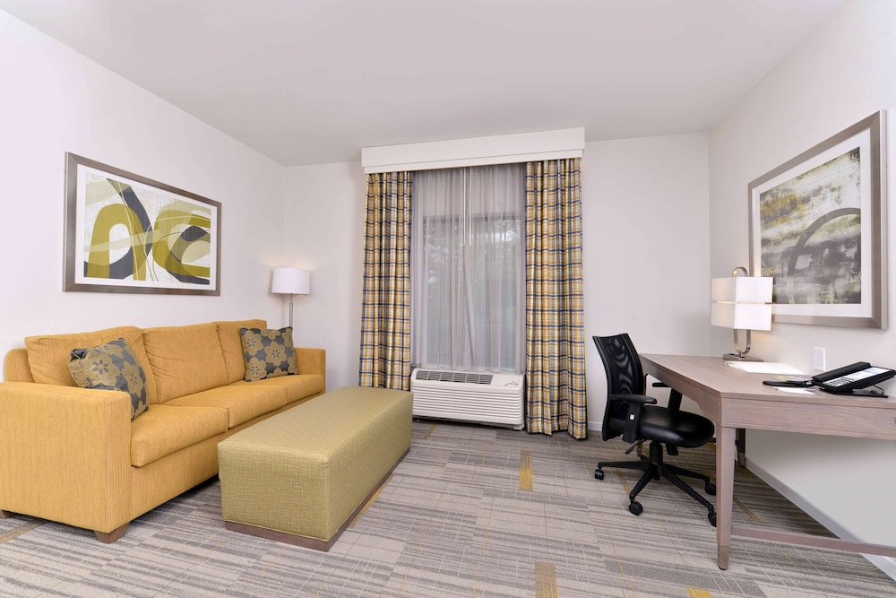 Hampton Inn & Suites Shelby - photo 19