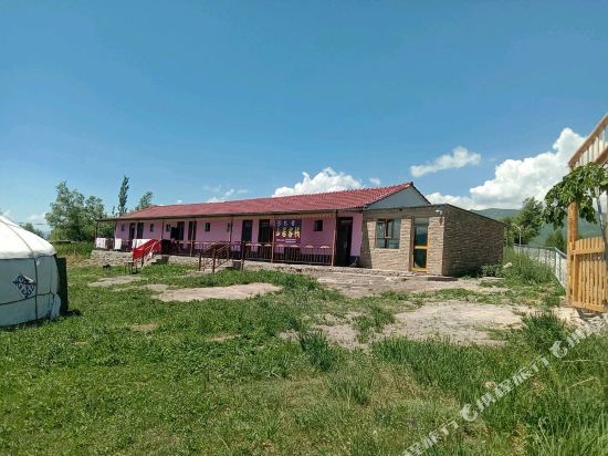 Bayin Shanju Inn in Xinyuan, People's Republic of China