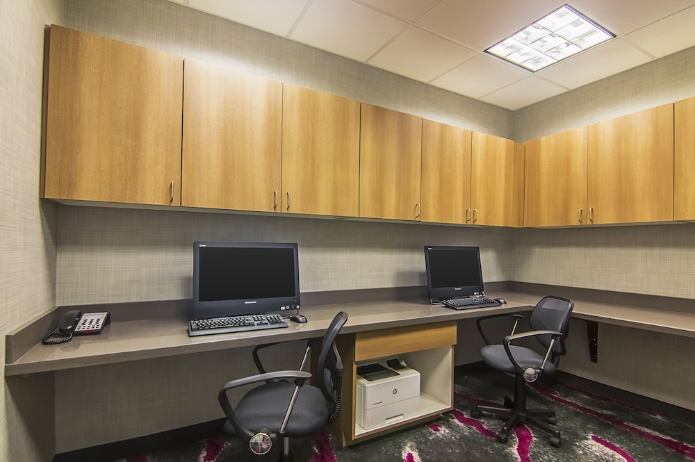 Hampton Inn & Suites Dallas Richardson - photo 41