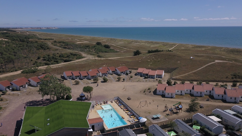 La Grande Dune Vacances ULVF — hotel in Saint-Hilaire-De-Riez