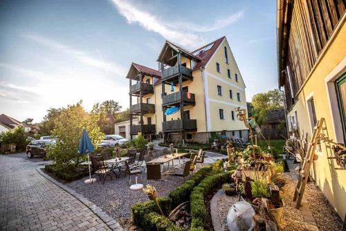 Müllner Hof — 4-Star Luxury Hotel in Wackersdorf, Germany