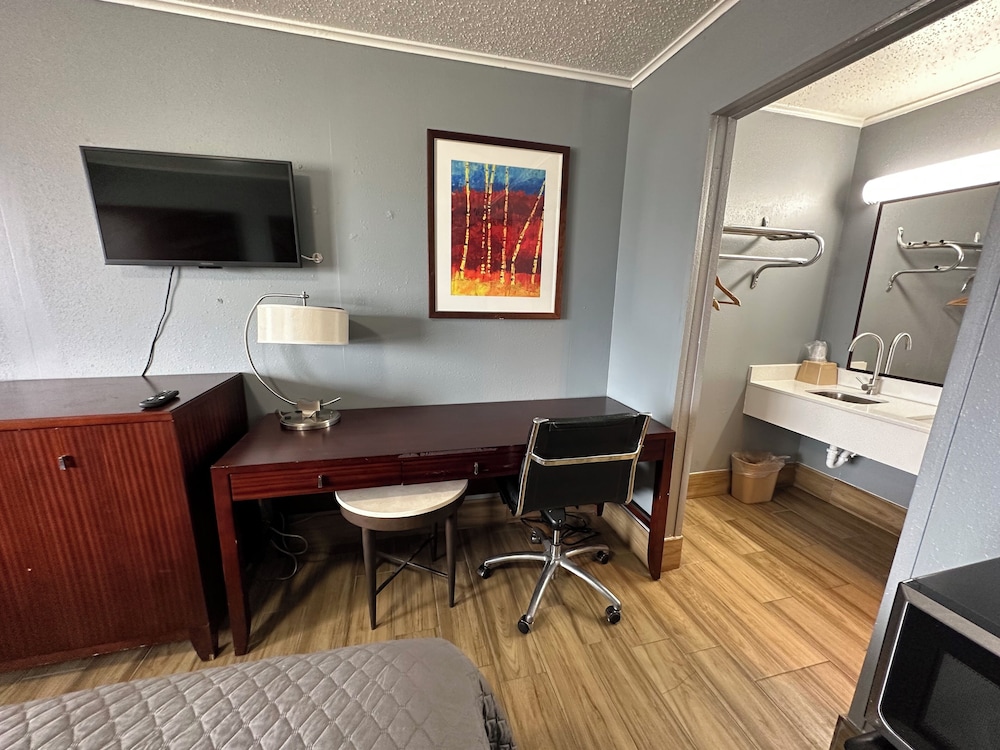 Studio Suites - photo 13