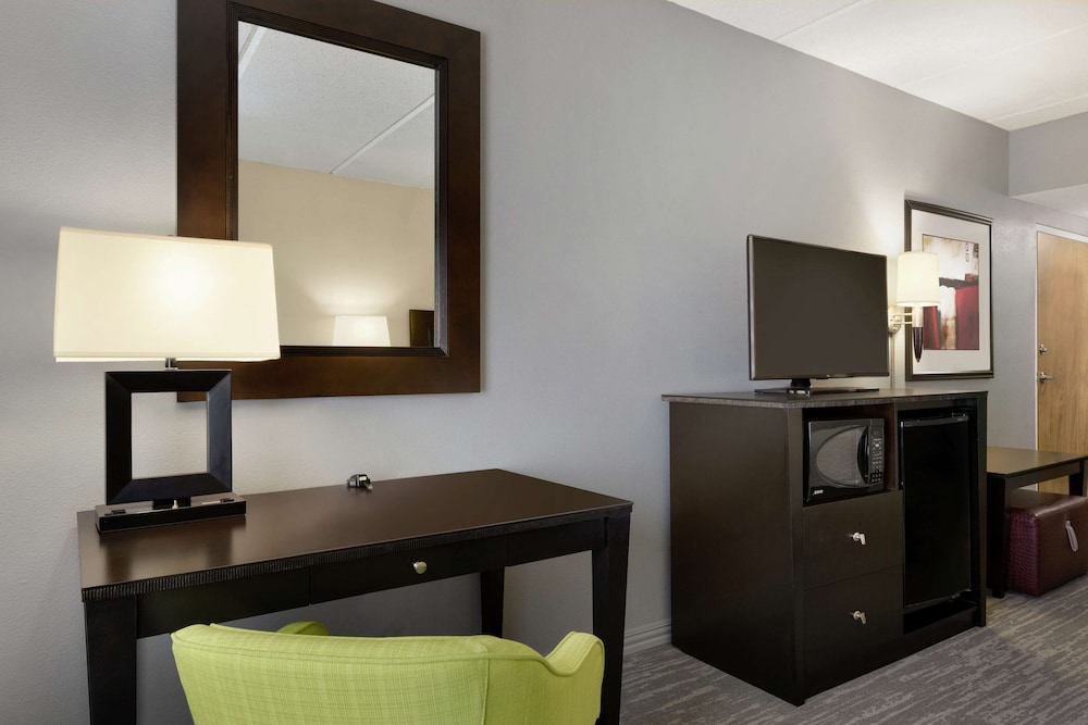 Hampton Inn & Suites Houston Clear Lake Nasa Area - photo 24