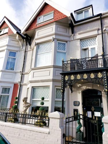 Olivia House — 5-Star Luxury Hotel in Porthcawl, United Kingdom
