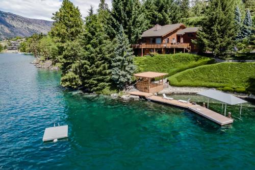 Armstrong Lakehouse — hotel in Manson