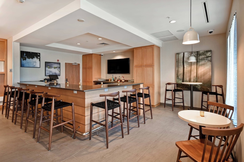 Fairfield Inn & Suites by Marriott Plymouth - photo 7