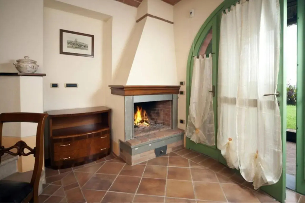 Villa il Pino by VacaVilla — 4-Star Luxury Hotel in Lari, Italy
