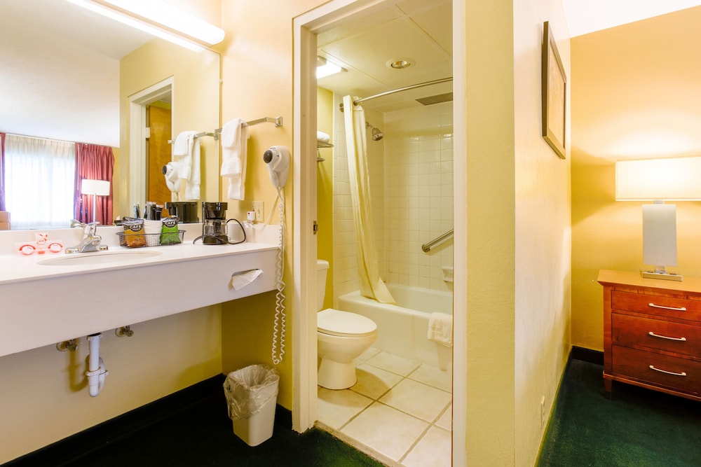 Oyo Hotel Lebanon Mo I 44 - photo 15
