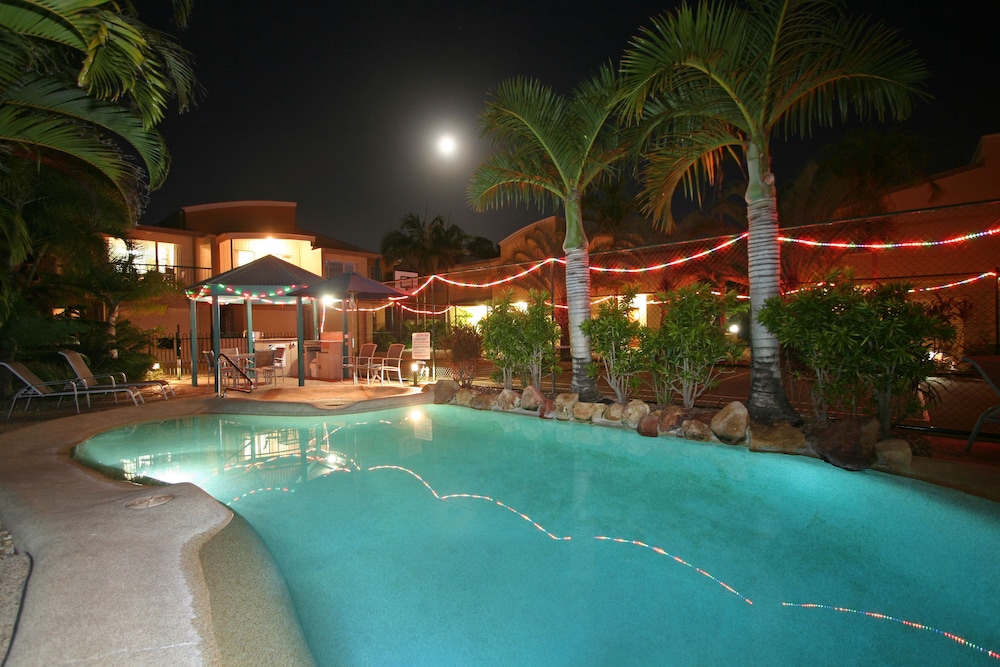 Coolum Beach Getaway Resort - carbon neutral hotel in Coolum Beach