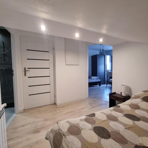 Noclegi Janina Surmacz in Zwierzyniec, Poland