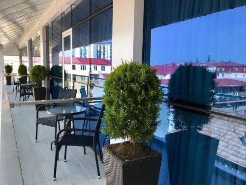 Hotel Tsereteli Palace