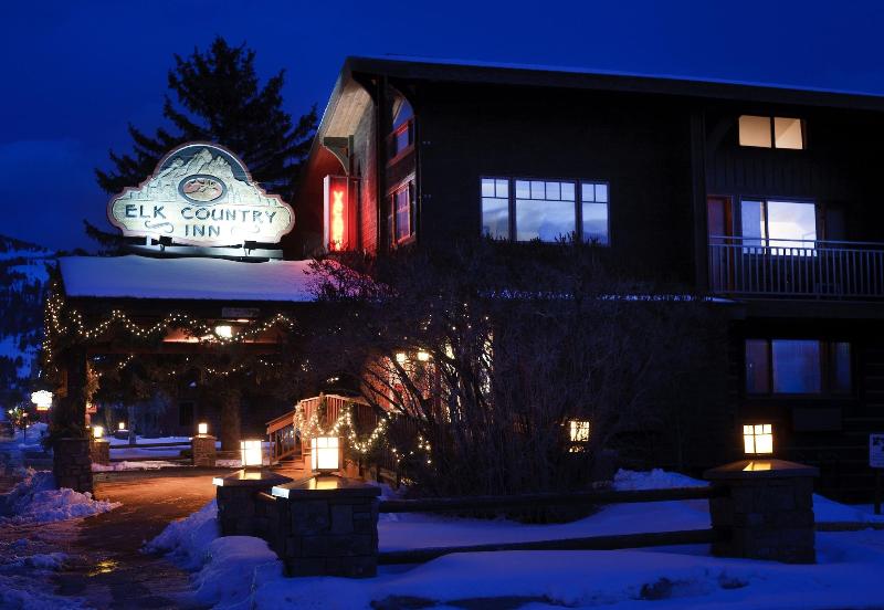 Elk Country Inn - photo 3