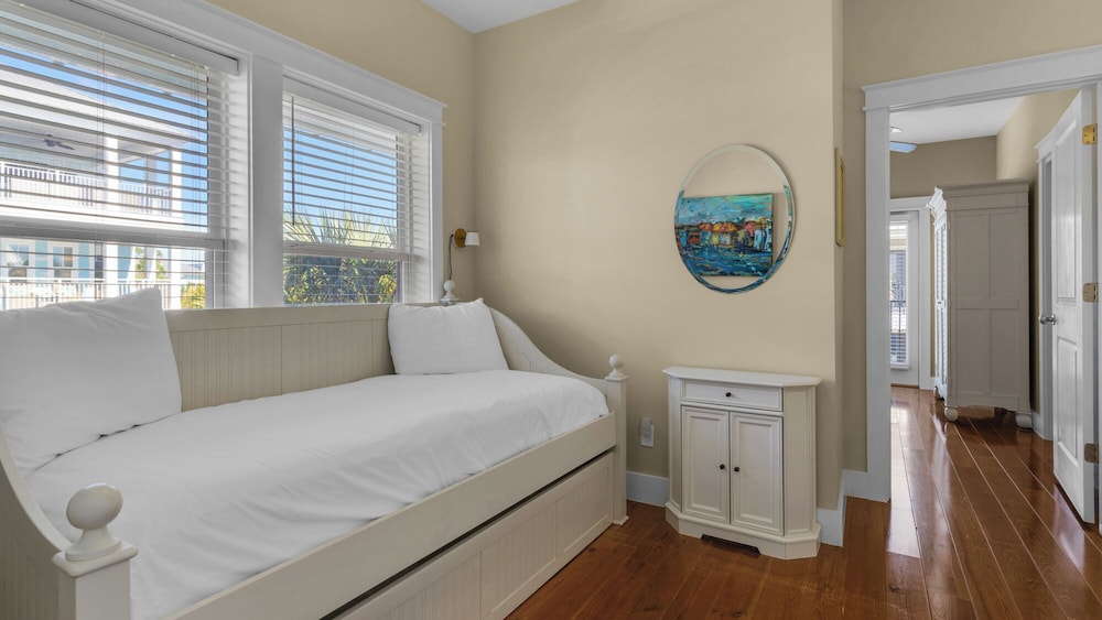 Great Family Home in Seacrest; Resort Pool Beach Shuttle - photo 23