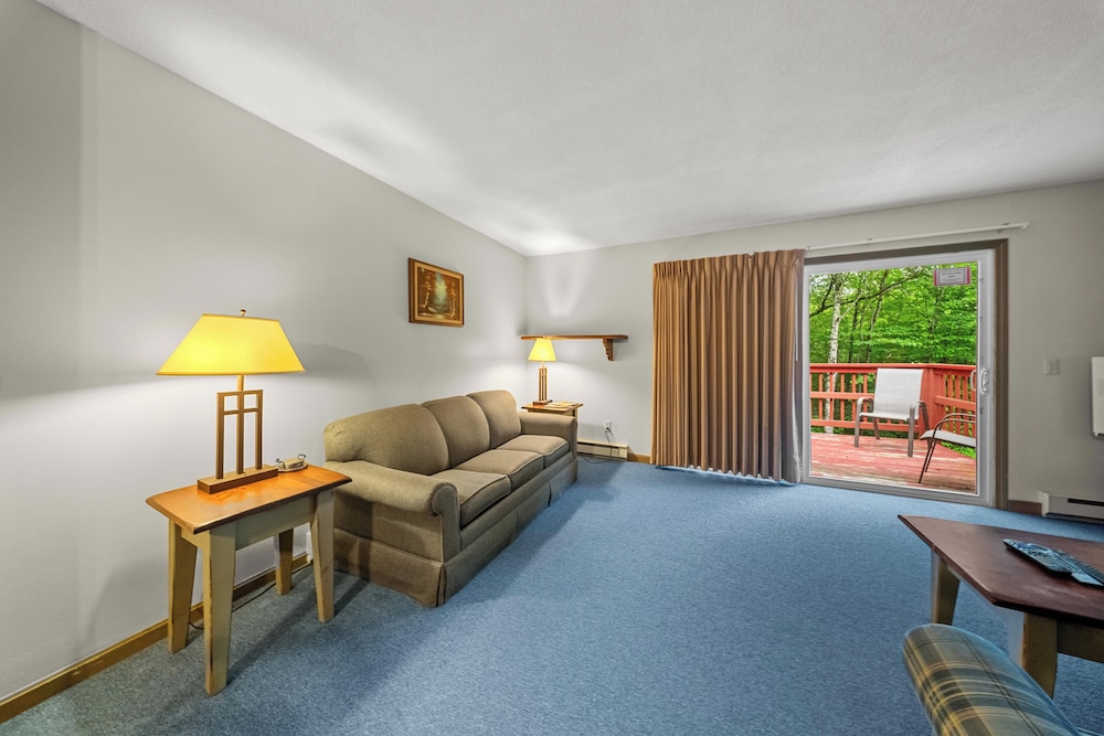 Evergreen Valley Inn - photo 70