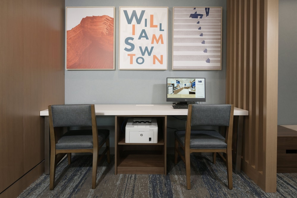 Holiday Inn Express & Suites Williamstown Glassboro by IHG - photo 24