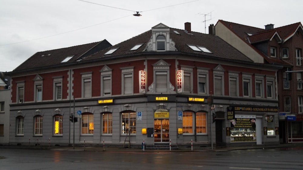 Demosan Inn Hotel — Hilden