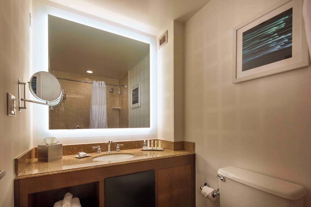 Doubletree by Hilton Newark Fremont - photo 46