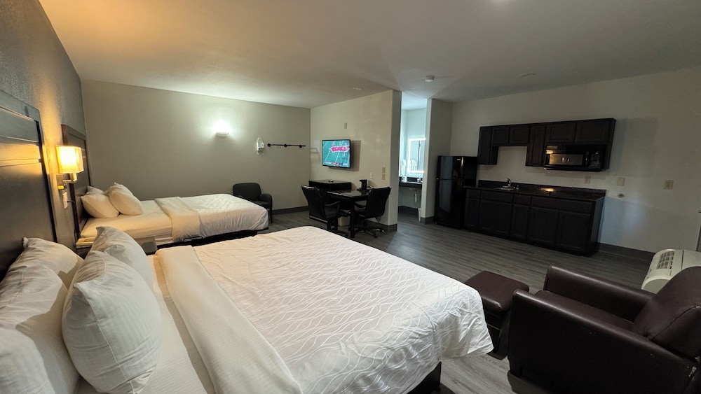 Sunbridge Inn and Suites - photo 11