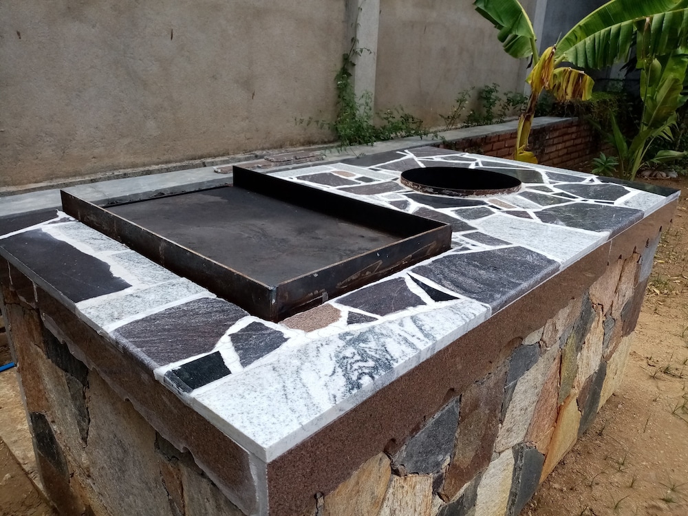 The Crown Hotel Dambulla in Dambulla, Sri Lanka