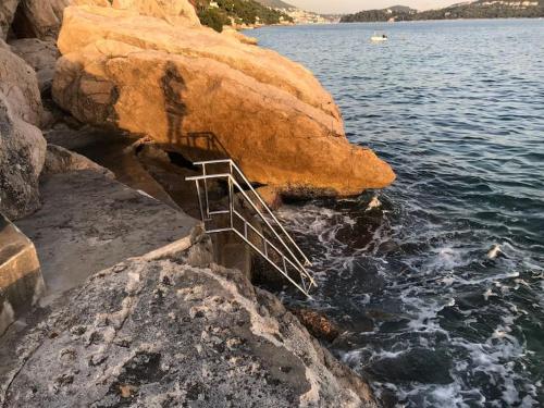 Private beach Vila Jana