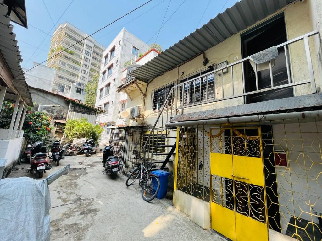 Sofia 1BHK Khar W by The Bombay Home Company