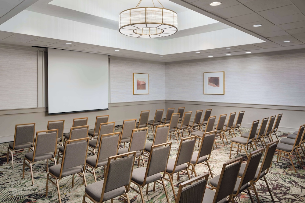 Embassy Suites by Hilton Memphis East Germantown Area - photo 41