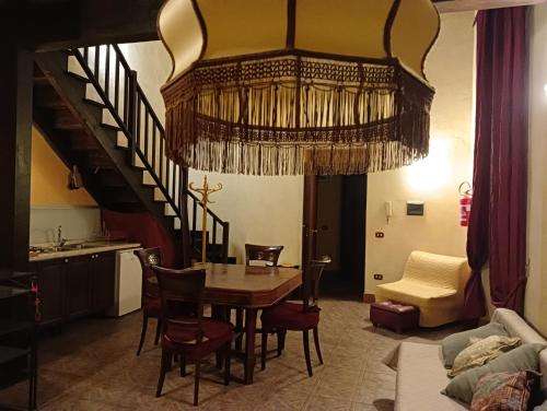 Appartamento centro storico Napoli — 4-Star Luxury Hotel in Naples, Italy