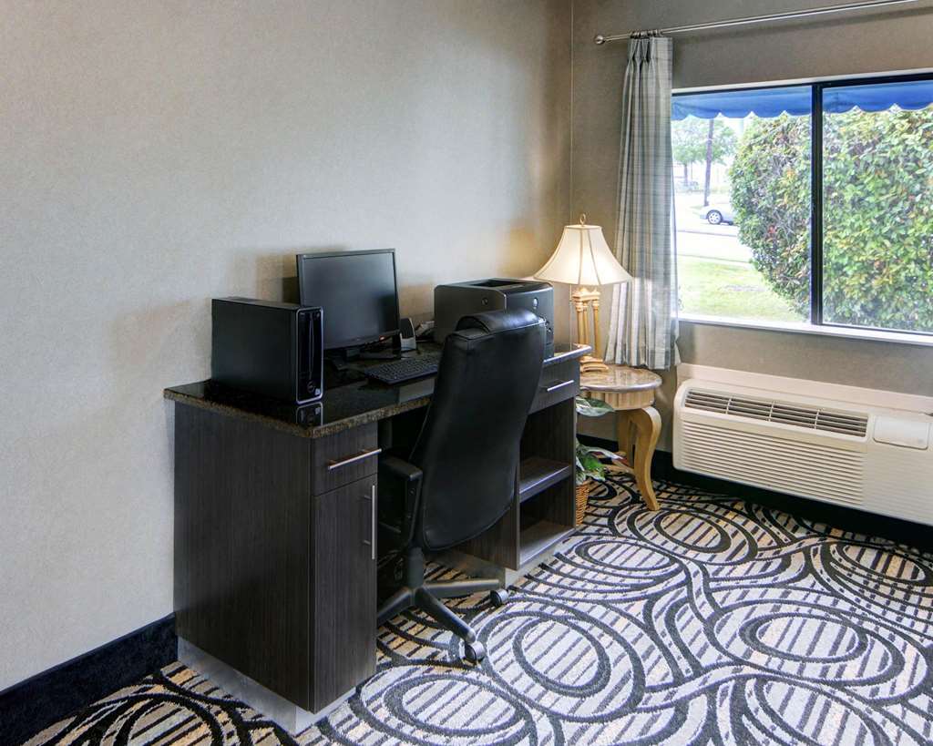 Quality Inn & Suites Grand Prairie South - photo 25