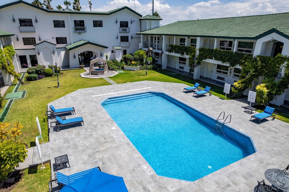 Quinta Dorada Hotel and Suites