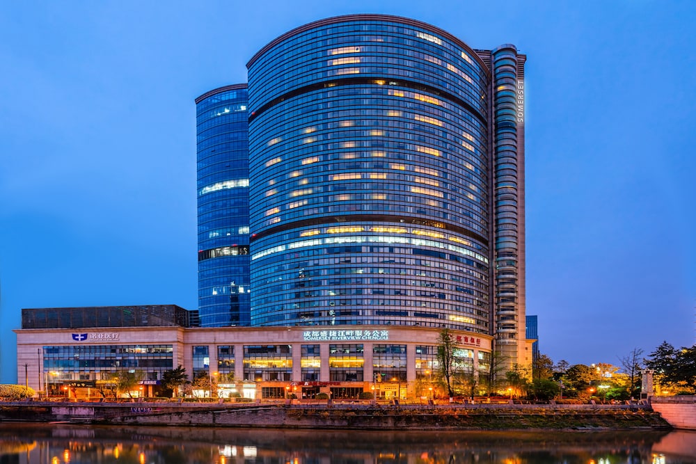 Somerset Riverview Chengdu — 4-Star Luxury Hotel in Chengdu, People's Republic of China