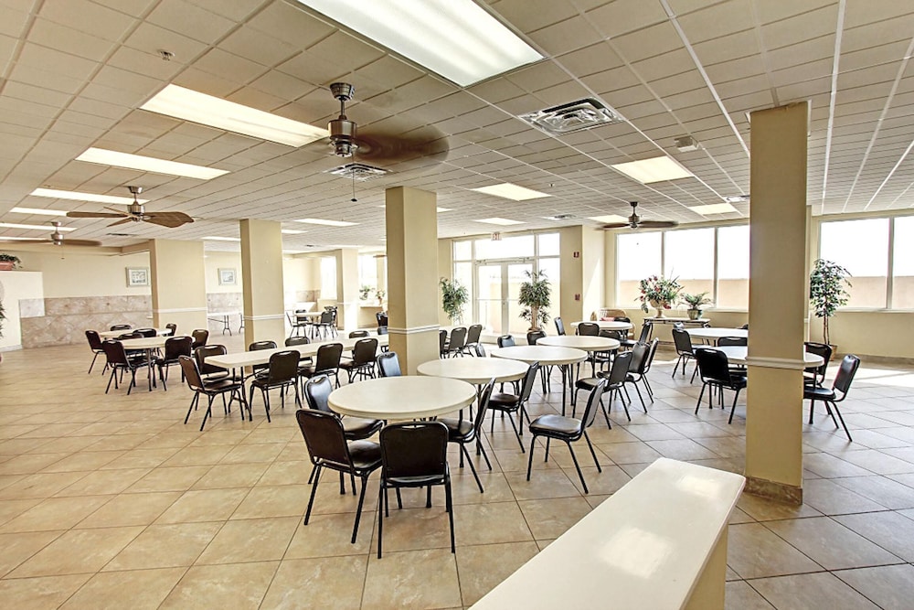Islander Beach Resort 305 - photo 2