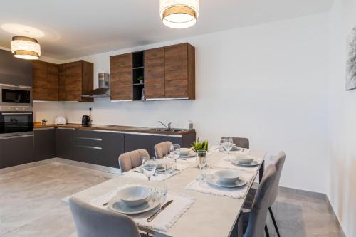 Stunning 2BR Apartment in Sliema APT 23 — 4-Star Luxury Hotel in Sliema, Malta