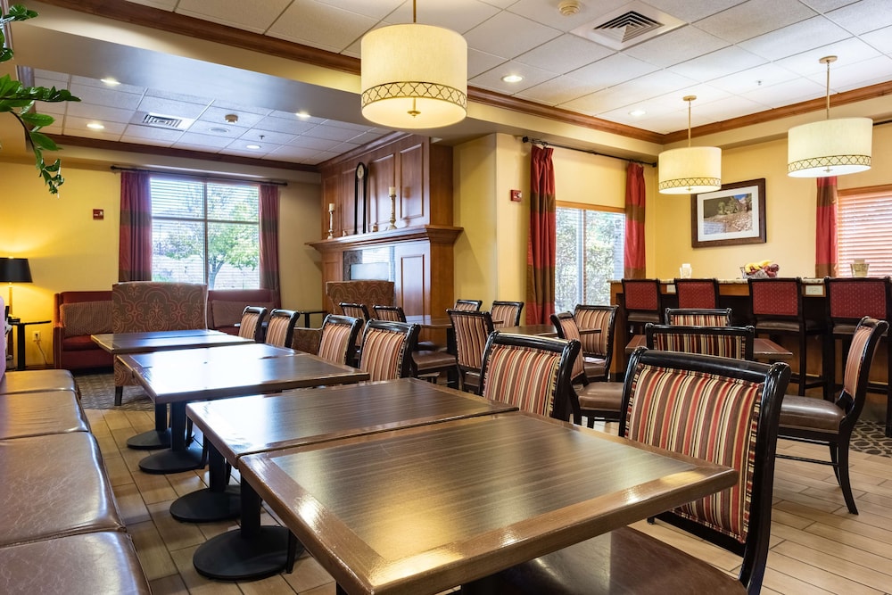 Hampton Inn Richfield - photo 23