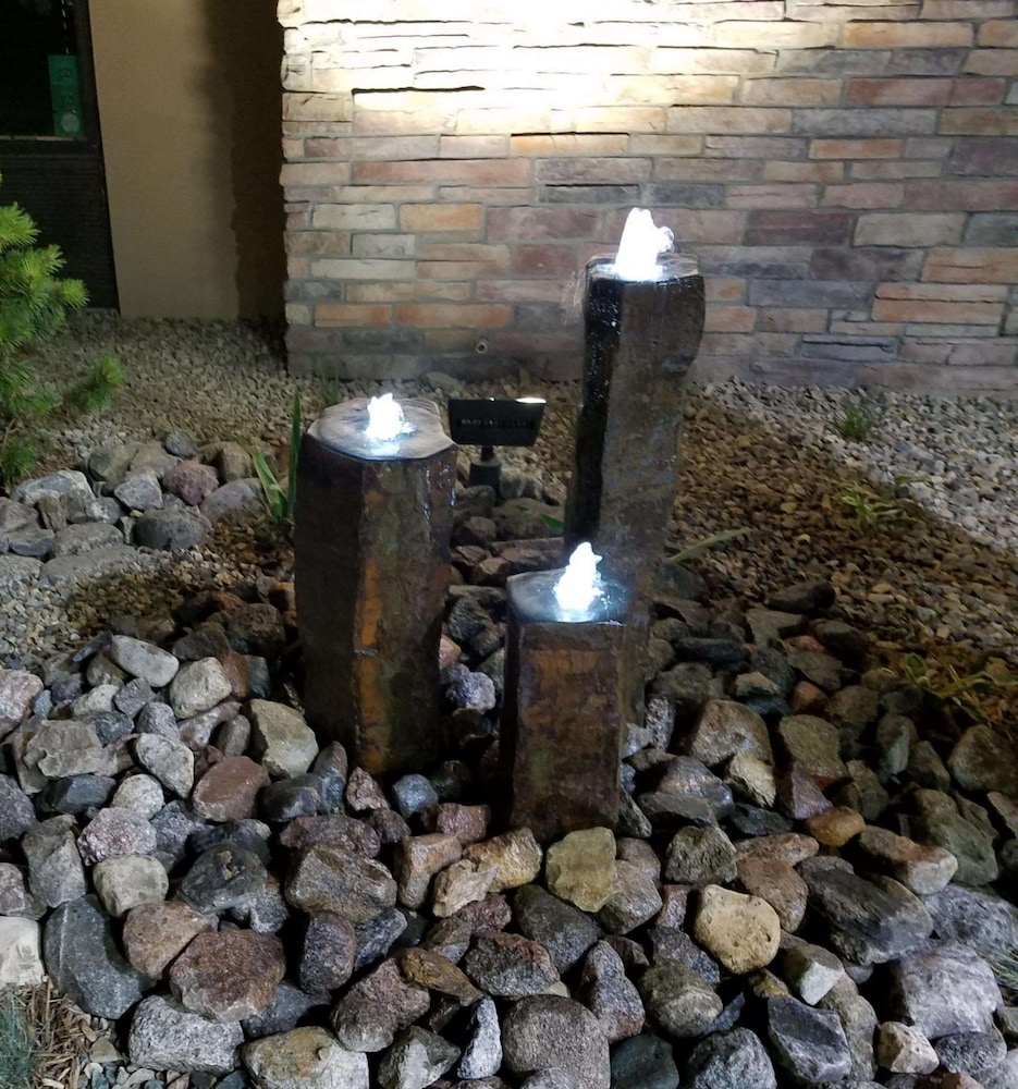 Hampton Inn Bismarck - photo 42