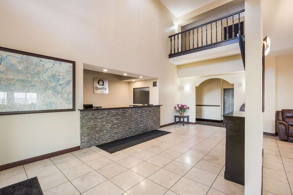 Quality Inn & Suites Caseyville St. Louis - photo 3