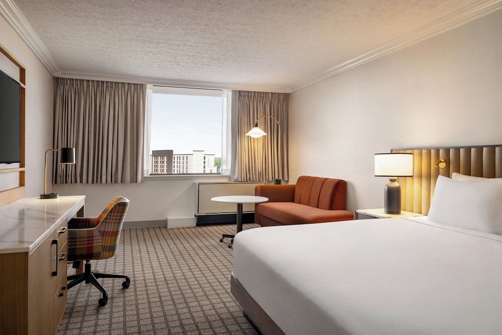 Crowne Plaza Louisville Airport Expo Ctr by IHG - photo 23