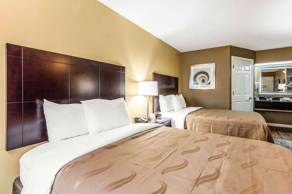 Quality Inn Bessemer I 20 exit 108 - photo 11