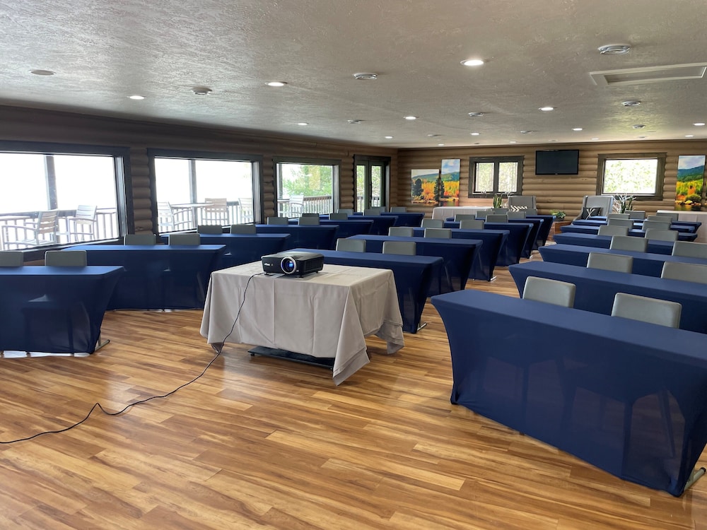 Lakeside Lodge Resort & Marina - photo 33