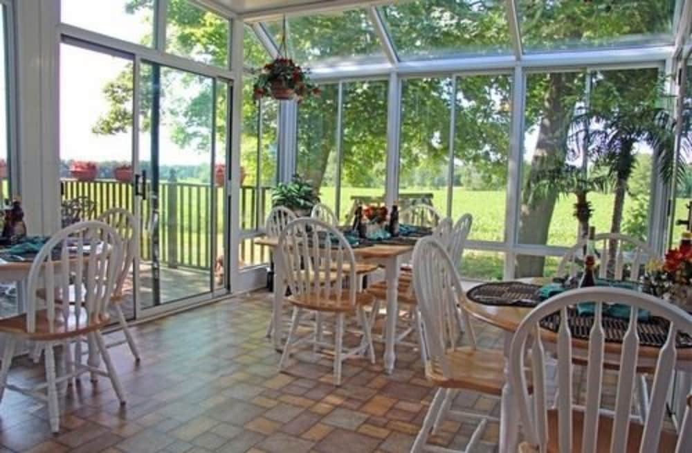 J. Paule's Fenn Inn - photo 22