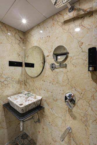 Diamond Hotel